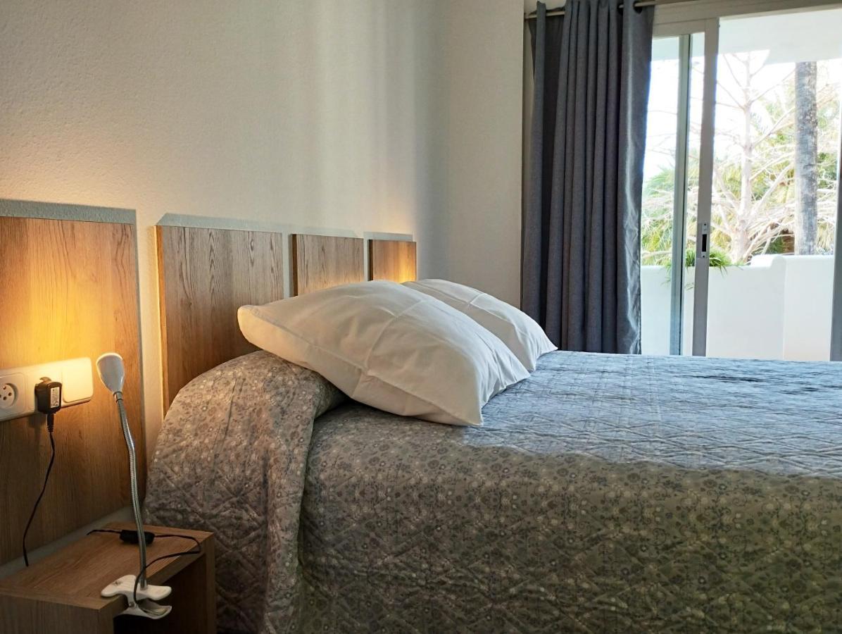 Family In With Garden And Shared Pool 60 M² Appartement *