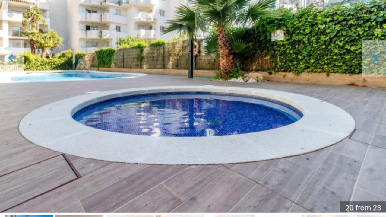 Family In With Garden And Shared Pool 60 M² * Roses