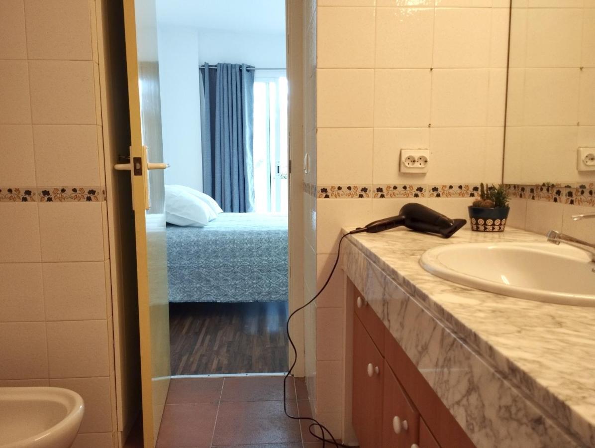 Family In With Garden And Shared Pool 60 M² Appartement Roses
